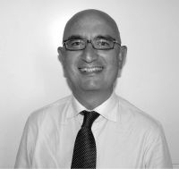 Carlos Álvarez